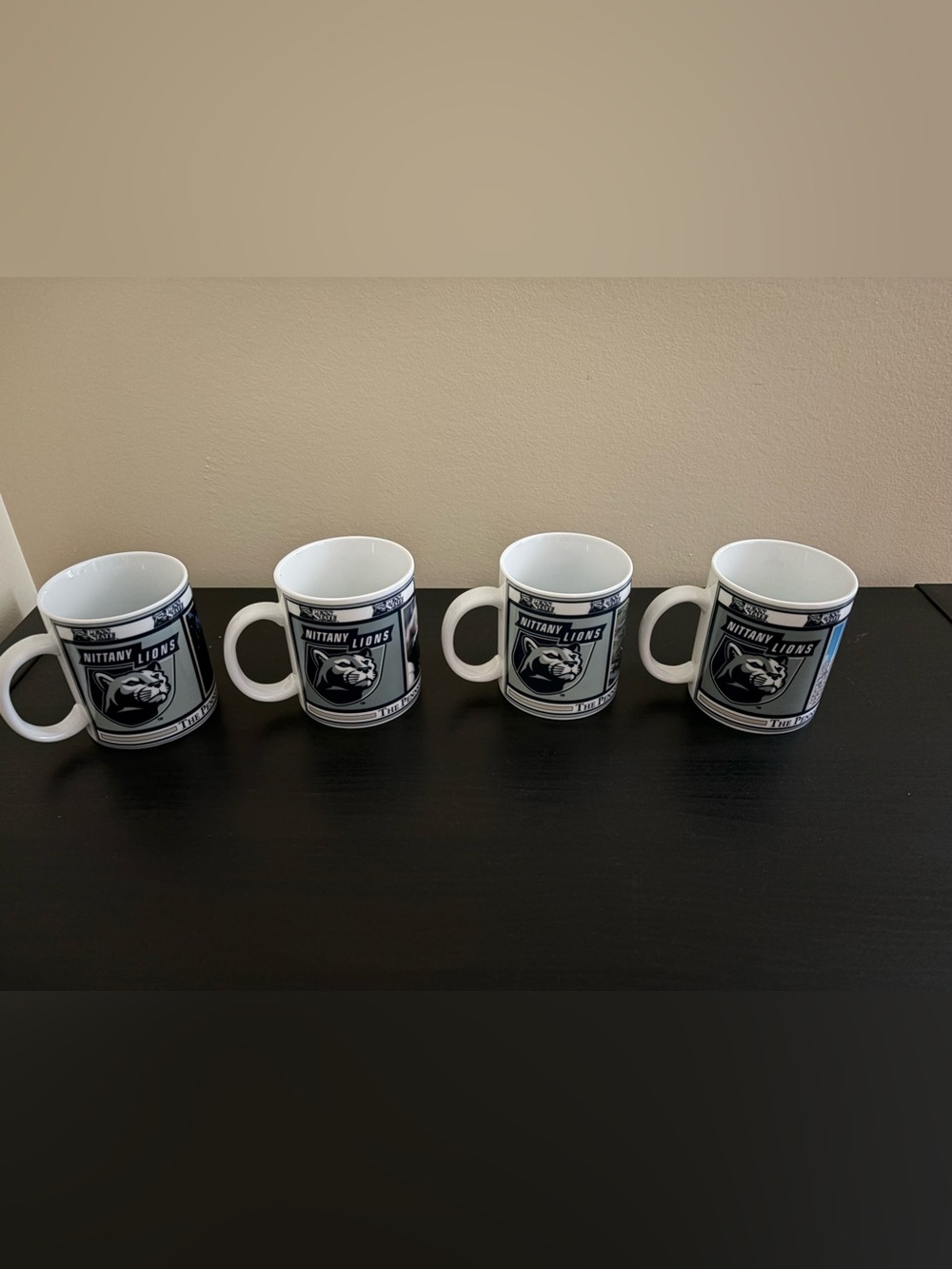 Danbury mint Penn state mug set